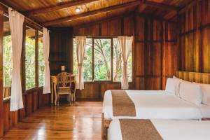 Gallery image of Piripe Wellness Lodge in Pacto