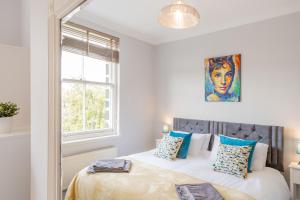 Postel nebo postele na pokoji v ubytování Upper Swan View Apartment