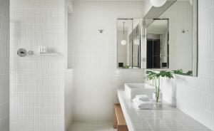 Kimpton Da An Taipei- an IHG Hotel的一间浴室