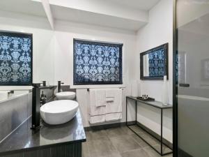 Koupelna v ubytování Campania Spa Suite 1