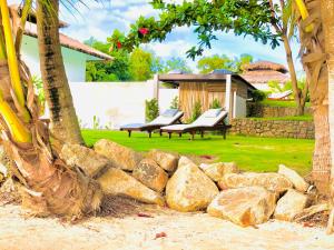 Ein Garten an der Unterkunft Mangata Boutique Bungalows