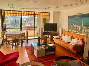 TV a/nebo společenská místnost v ubytování sanhatan
