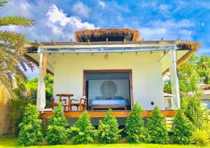 Ein Garten an der Unterkunft Mangata Boutique Bungalows