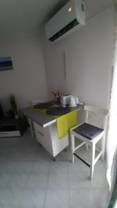 Fotografia z galérie ubytovania Onix -Orfű Aqua Apartman v destinácii Orfű