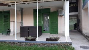 Budova, v ktorej sa apartmán nachádza