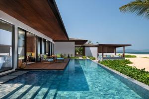 Bazén v ubytování Anantara Quy Nhon Villas nebo v jeho okolí