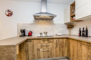 Kuchnia lub aneks kuchenny w obiekcie Holiday house TRANQUILLITY