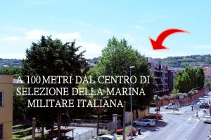 a sign that reads a meter deliminia centric del schemalia marina at La Marina in Ancona