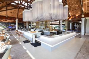 Um restaurante ou outro lugar para comer em Universal's Loews Royal Pacific Resort