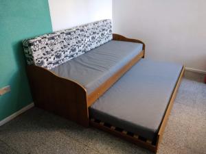 Ein Bett oder Betten in einem Zimmer der Unterkunft Apto Edifício Santorini