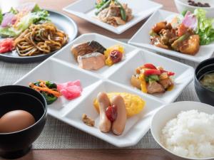 Eten bij of ergens in de buurt van het hotel


