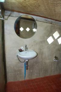 Ένα μπάνιο στο Baandin Rimnum Resort