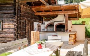 Patio nebo venkovní prostory v ubytování Hotel Sonnschupfer