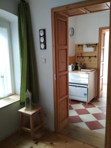 Kuchyňa alebo kuchynka v ubytovaní Tettyei Házikó