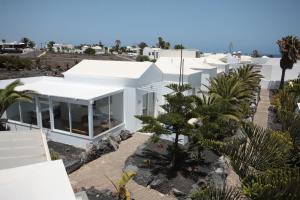 The building in which the holiday home is located