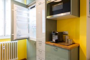 Küche/Küchenzeile in der Unterkunft FieraMI CityLife