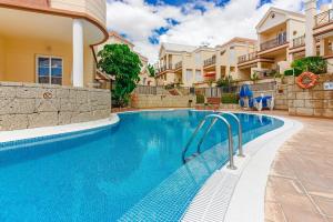 Bazén v ubytování Yucca Park, Lovely, quiet, 2 bedroom, 70m2, ocean pool view! nebo v jeho okolí