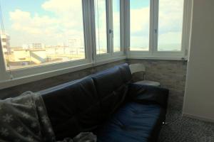 A seating area at Nettuno 137D