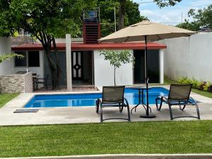 Бассейн в Posada fresno или поблизости