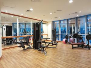 Fitness centrum a/nebo fitness zařízení v ubytování The Smart Concierge - Damac Waves