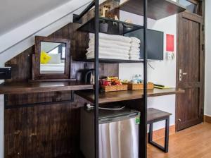 Kuchyň nebo kuchyňský kout v ubytování Richy Dalat Hotel