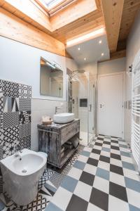 Koupelna v ubytování Loft 29 mansardato con ampio terrazzo