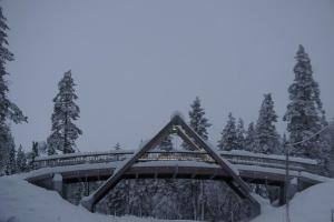 Lapin Lumilomat durante l'inverno