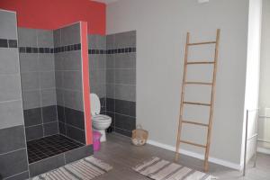 Bagno di La cense du vieux frêne