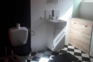 Bagno di La cense du vieux frêne