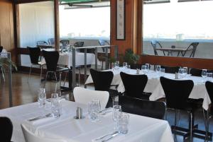 ห้องอาหารหรือที่รับประทานอาหารของ Hotel le Corbusier