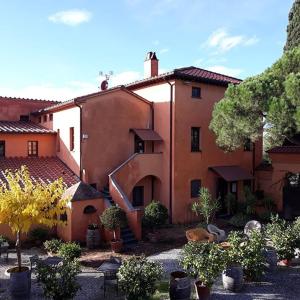 Hoone, kus the country house asub