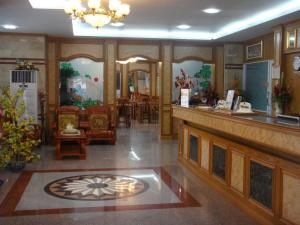 Vstupní hala nebo recepce v ubytování Submukda Phoomplace Hotel