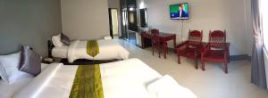 TV a/nebo společenská místnost v ubytování Submukda Phoomplace Hotel