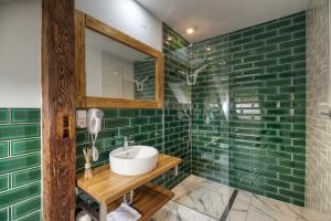 Ein Badezimmer in der Unterkunft Pivní Hotel