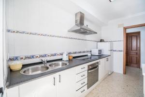 Küche/Küchenzeile in der Unterkunft Apartamento Conil Centro