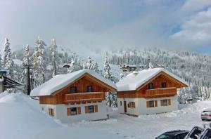 Wilderer Alm Chalet Katschberg v zime