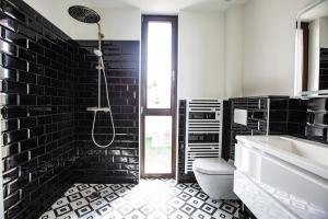 Koupelna v ubytování Maison Danube + 52 fotografií