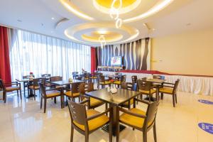 Restaurace v ubytování Ewan Tower Hotel Apartments
