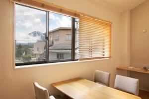 Gallery image of Dot Hostel&Bar 富士山 in Fujikawaguchiko