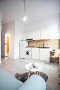 Kuchyňa alebo kuchynka v ubytovaní Apartamenty Centrum + 15 fotografií