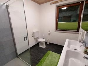 Kúpeľňa v ubytovaní Ferienwohnung Stiegengraben + 9 fotografií