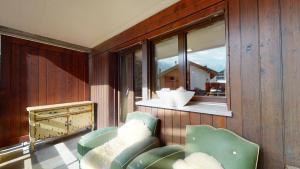 Foto dalla galleria di Bright studio with balcony & view to the Matterhorn a Zermatt