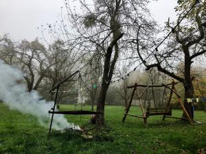 Ogród w obiekcie Pod Wiśnią Agroturystyka Kalwaria Pacławska