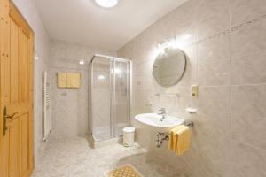 Bagno di Hotel Garni Angerer