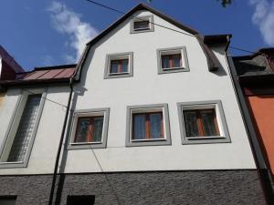 Budova, v ktorej sa apartmán nachádza