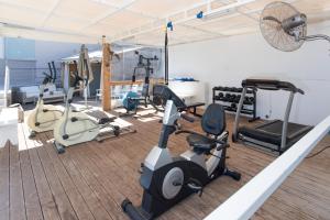 The fitness centre and/or fitness facilities at Georgioupolis Beach Hotel