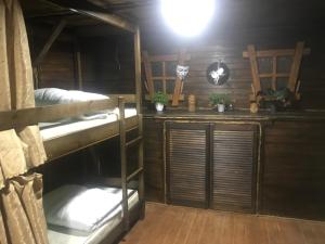 Kuchyň nebo kuchyňský kout v ubytování ArArAt-PODOL Hostel KYIV