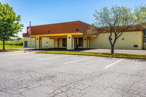 Gallery image of Econo Lodge in Fredonia