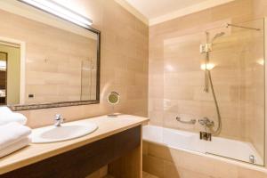 Koupelna v ubytování Hotel Opera Antwerpen Centrum
