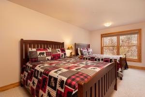 Photo de la galerie de l'établissement Targhee Rentals 414 Teton Creek Resort Driggs ID, à Driggs 25 autres photos